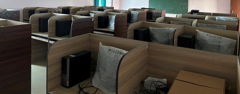 Computer Lab Image 1